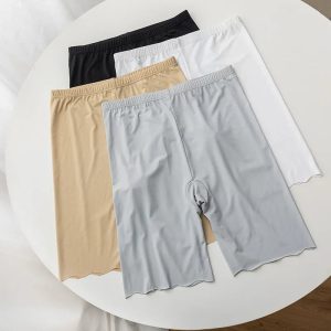 Découvrez le secret du confort optimal et de la protection discrète avec ces shorts en soie glacée