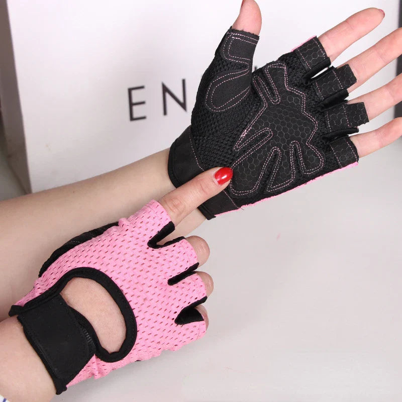 Atteignez Votre Performance Ultime avec des Gants de Musculation Demi-Doigts Confortables