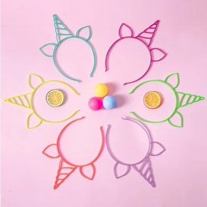 Plongez dans l'univers féerique des bandeaux lumineux licorne pour ajouter de la magie aux fêtes