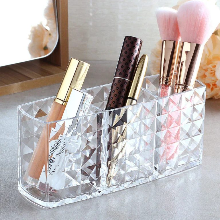 Réinventez Votre Espace Beauté avec l’Organisateur Transparent pour Pinceaux de Maquillage