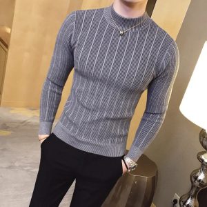 Adoptez l’Excellence du Style Coréen avec ce Pull à Rayures Solides pour Hommes