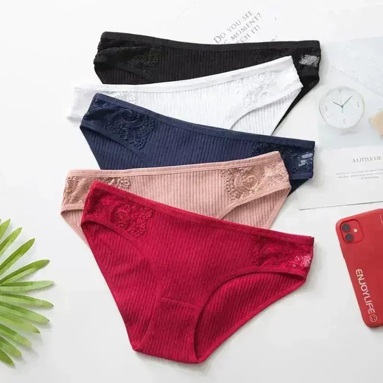 Confort et Séduction au Quotidien : Le Lot de 3 Culottes en Coton qui Redéfinit Votre Lingerie