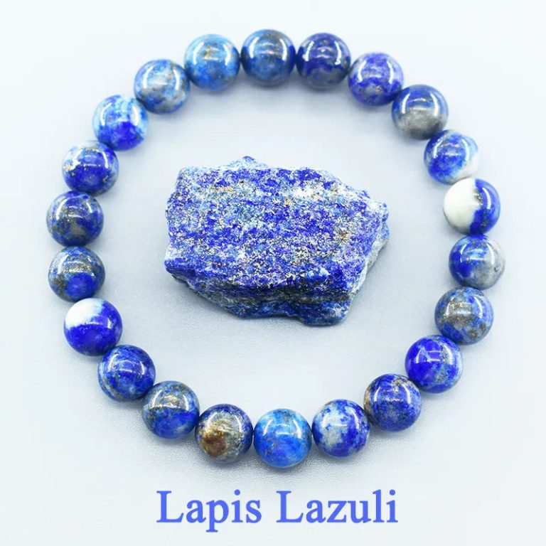 L'élégance mystique du bracelet en pierres naturelles de Lapis Lazuli : une connexion authentique entre beauté et bien-être