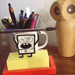 Redécouvrez Votre Bureau avec le Porte-stylo DoodleBob : L'alliance du Design et de la Fonctionnalité