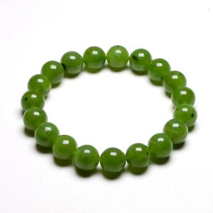 Élégance et bien-être réunis dans le bracelet en perles de jade vert naturel