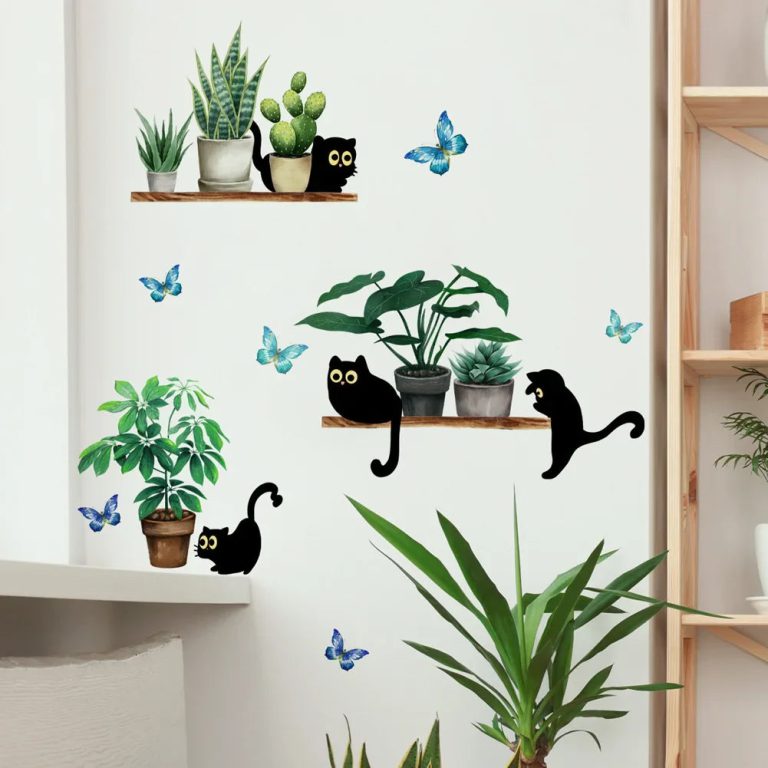 Transformez Votre Intérieur avec Élégance : Le Sticker Mural Chat Noir et Plantes Vertes