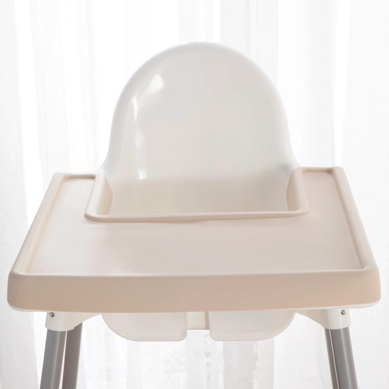 Repas en Douceur : Le Set de Table en Silicone Idéal pour Chaise Haute Bébé