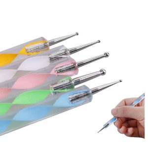 Révélez Votre Créativité avec Précision : L'Ensemble Outils Dotting Mandala pour Artistes et Passionnés