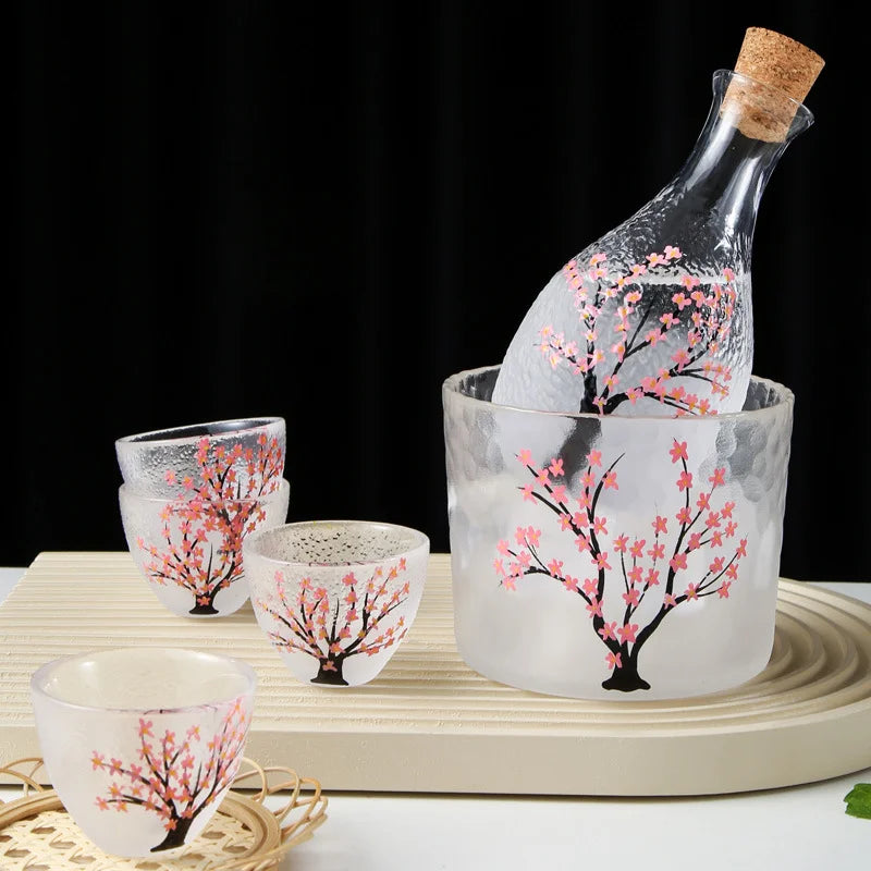 Élégance artisanale : redécouvrez vos dégustations avec l’ensemble Sake Sakura