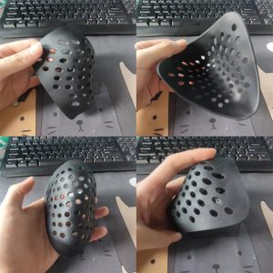 Adoptez l'allure héroïque avec le Masque Spider-Man Faceshell Mini : l'accessoire incontournable du cosplay