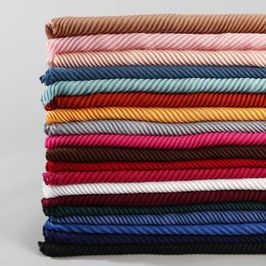 Affirmez Votre Élégance Quotidienne avec une Écharpe en Coton Haut de Gamme