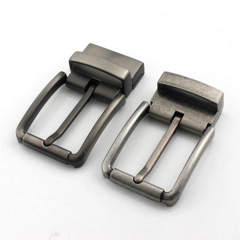 L'Élégance Réinventée : La Boucle de Ceinture Homme en Métal Brossé qui Sublime Votre Style