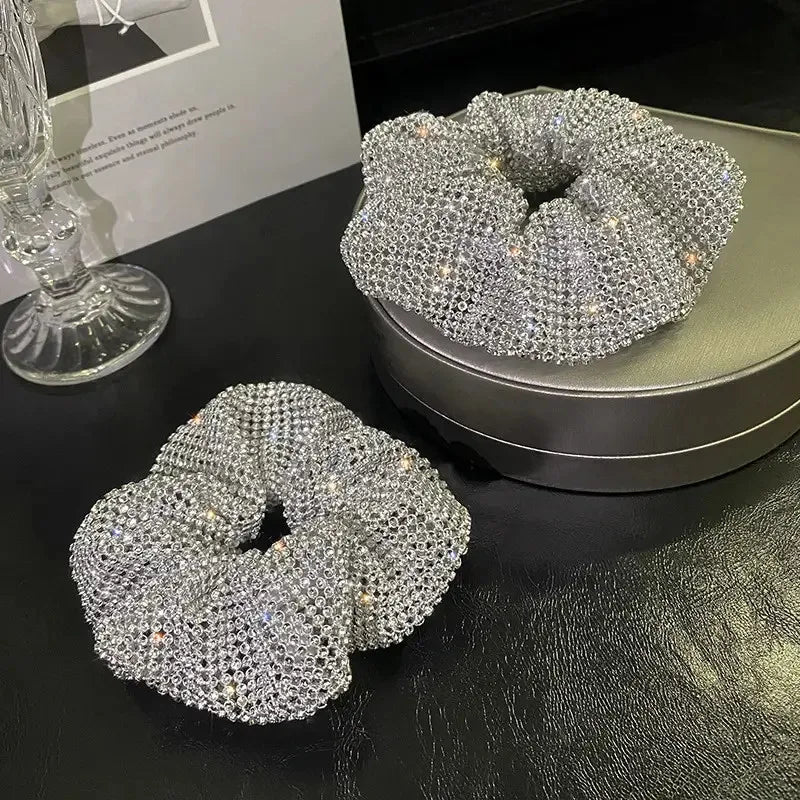 L’alliance subtile entre élégance et originalité : découvrez le Bandeau Strass Élastique Gros Intestin