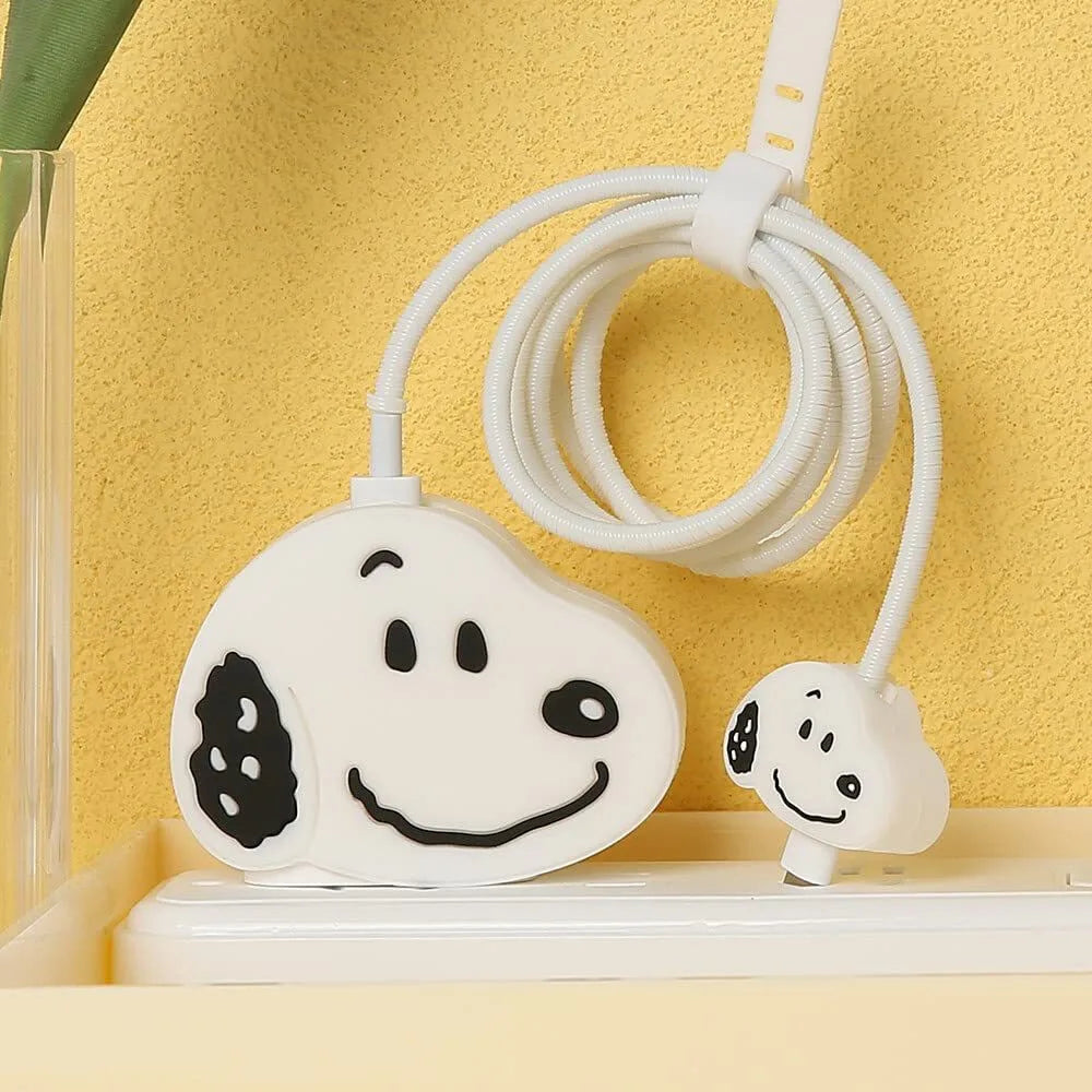 Optimisez Votre Espace et Votre Quotidien avec les Enrouleurs de Câbles Miniso Snoopy