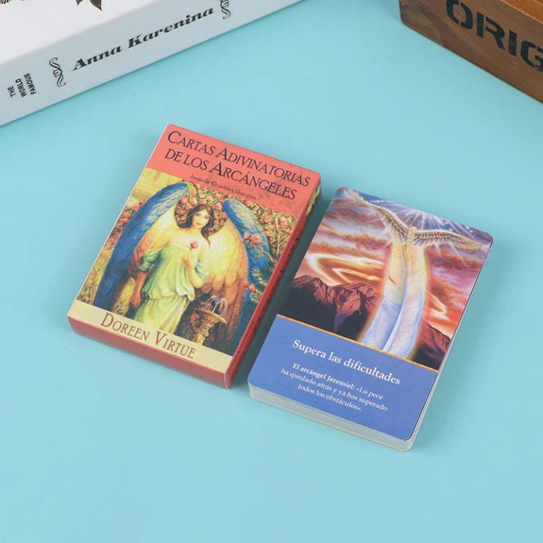 Mystère et Guidance Spirituelle au Rendez-vous avec ce Jeu de Cartes Unique