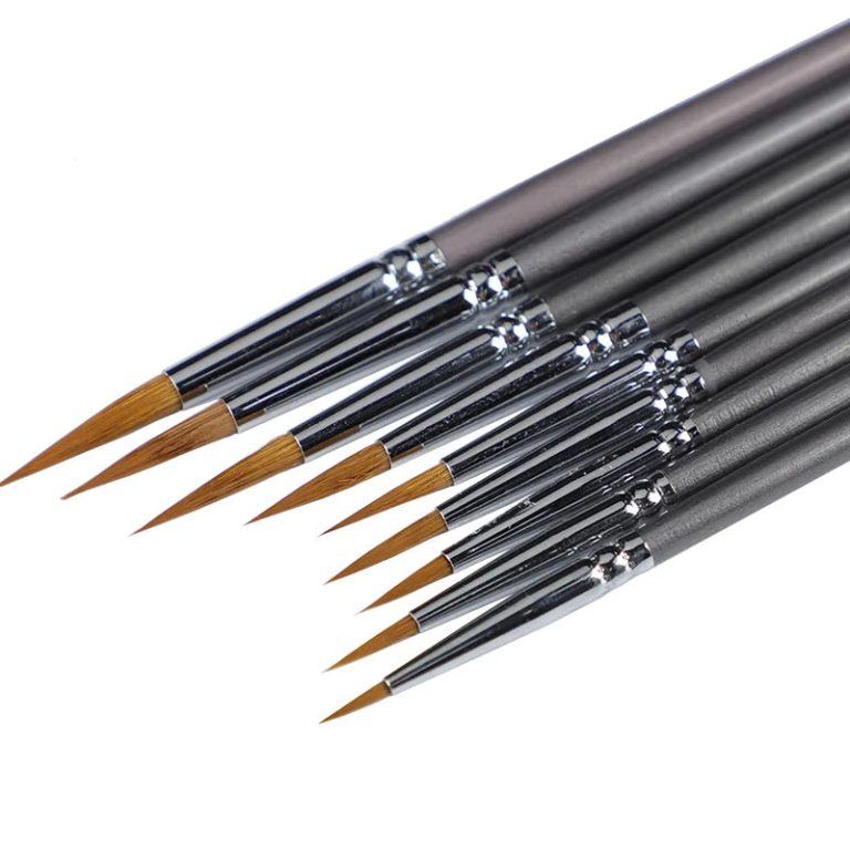 L'Artiste en Vous : Libérez Votre Créativité avec l'Ensemble 9 Pinceaux Poils de Belette