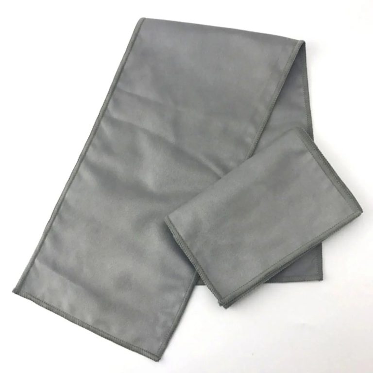 Redécouvrez l’Éclat de vos Accessoires en Cuir grâce à une Microfibre d’Exception