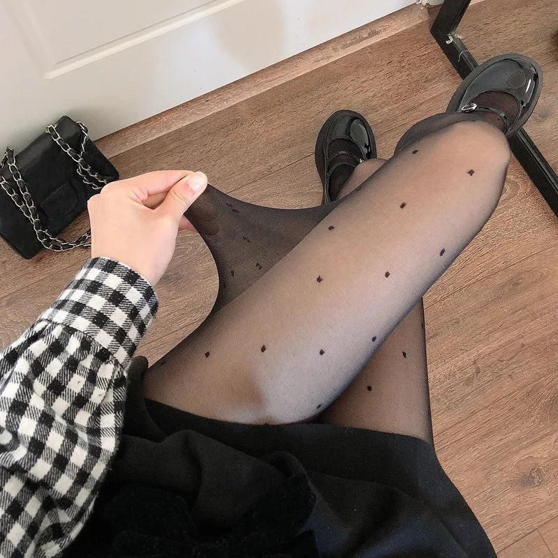 Sublimez Votre Look Estival avec des Collants Sexy en Nylon Sans Couture