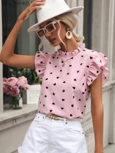 La chemise casual qui redéfinit l'été : élégance et légèreté retrouvées