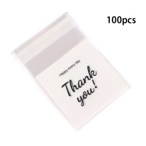 Apportez une touche élégante et de gratitude à vos événements gourmands