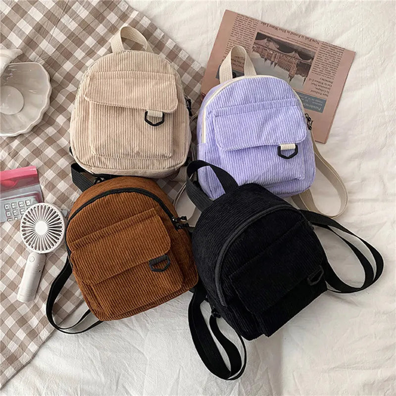 Révélez Votre Style avec le Sac à Dos Mini en Velours Côtelé : Élégance et Praticité pour Chaque Déplacement