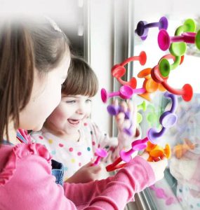 Des Blocs Magiques pour des Esprits Créatifs : La Révolution du Jeu par Ventouse