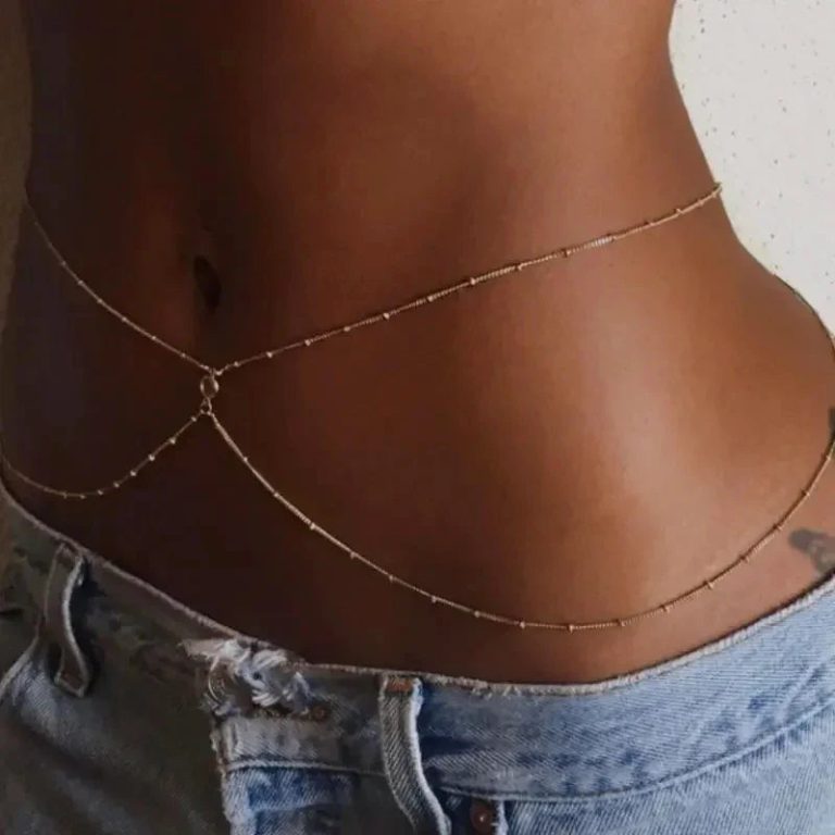 Élégance Réinventée : Sublimez Votre Look avec cette Chaîne de Taille Double Couche