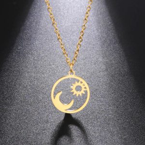 L'éclat d'un amour intemporel : le Collier Choker Lune et Soleil en Acier Inoxydable Doré