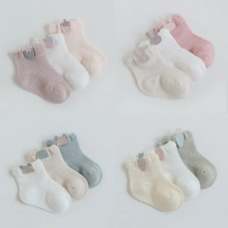 Confort et Fraîcheur Inégalés pour les Petits Pieds : Découvrez une Innovation en Chaussettes Bébé