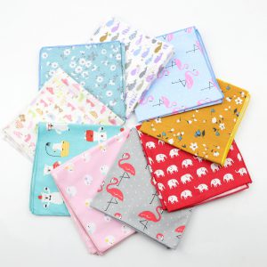 Mouchoirs en Coton Vintage pour Petits Explorateurs : Un Accessoire à la Fois Pratique et Plein de Charme