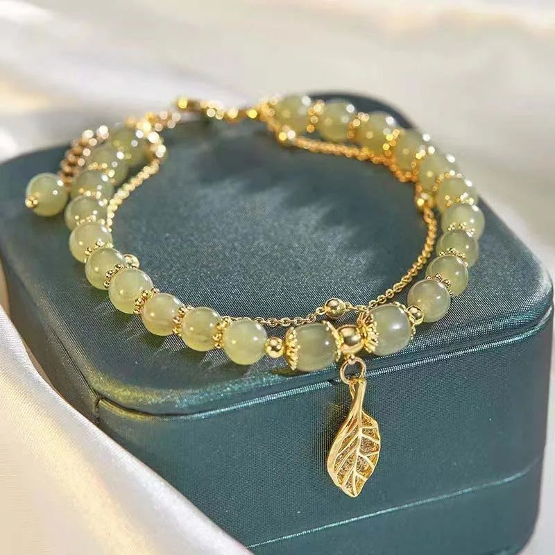 Redécouvrez l’élégance ancestrale avec un Bracelet en Jade Vert Hetian