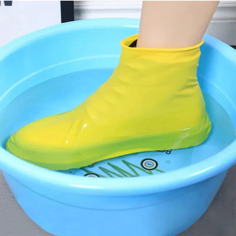 Réinventez Votre Look Sous la Pluie avec les Couvre-Chaussures en Silicone