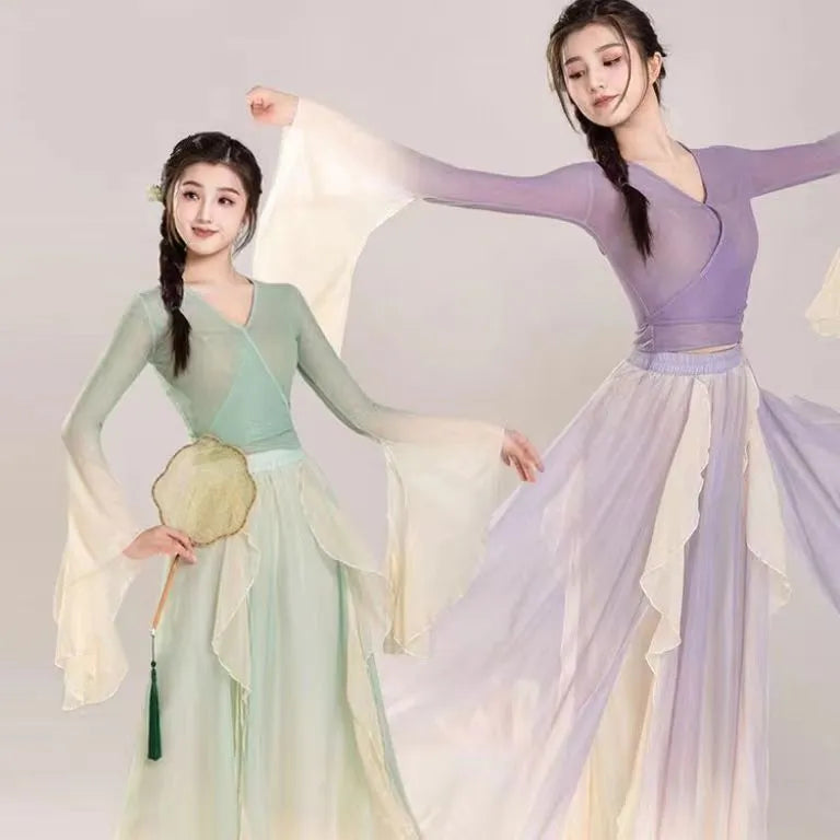 Révélez votre grâce sur scène avec le Costume Danse Classique Fée Violet
