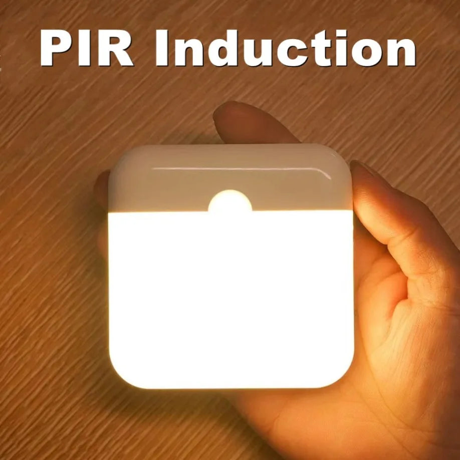 Découvrez la Veilleuse Intelligente qui Réinvente vos Nuits