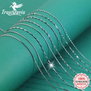 L'éclat des vagues : redéfinir l'élégance avec un collier en argent exceptionnel