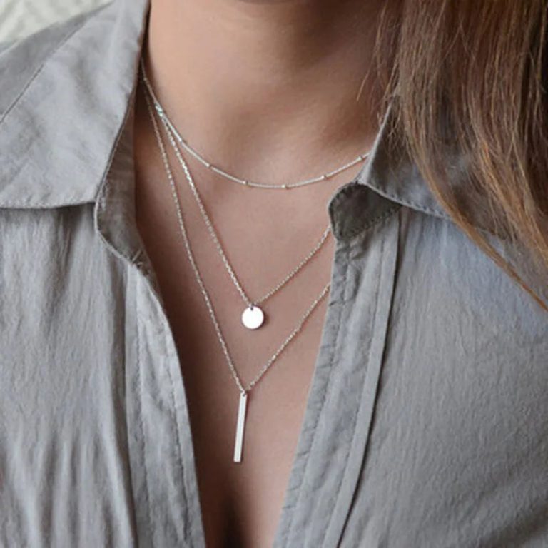 Élevez Votre Élégance avec ce Collier en Argent Sterling 925 à Trois Couches