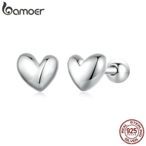 Découvrez l’Élégance Subtile des Boucles d’Oreilles Cœur en Argent Sterling 925 Plaqué Platine