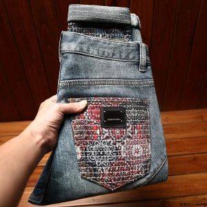 Redécouvrez l'Art du Denim avec le Jeans Homme Slim Stretch Broderie Couture