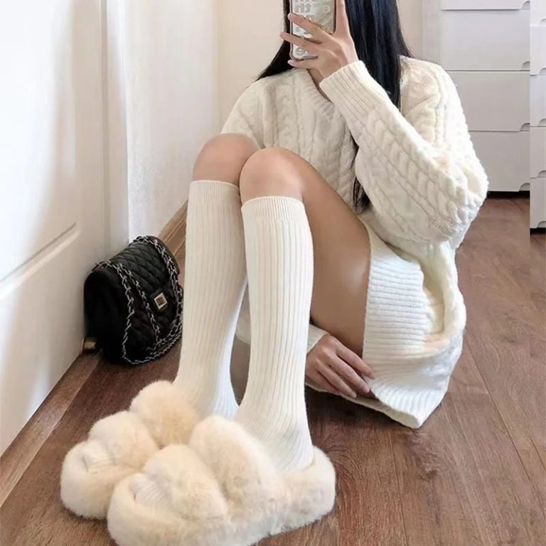 Réinventez Votre Style avec des Chaussettes Tricotées Harajuku : Chaleur et Fantaisie au Rendez-vous