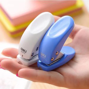 Libérez Votre Créativité avec une Perforatrice Mini Précise et Polyvalente