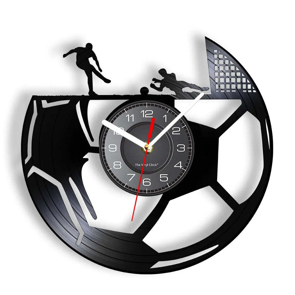 Redécouvrez Votre Espace avec une Horloge Unique au Charme Rétro et Footballistique