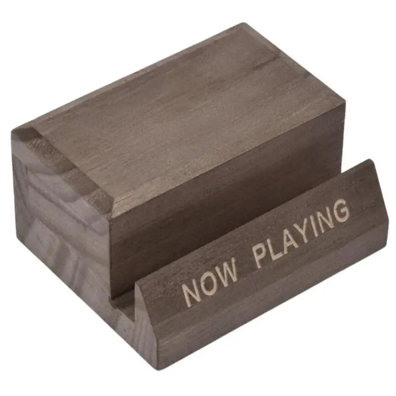 Le support en bois "Now Playing" : une élégance pratique pour sublimer votre collection musicale