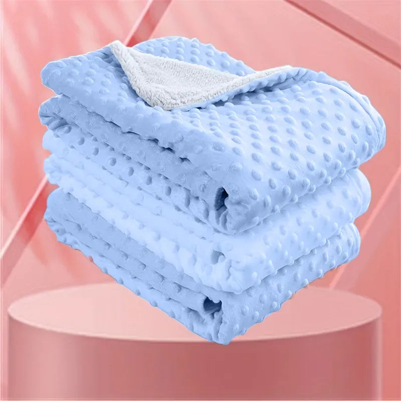 Offrez un Cocooning Incomparable à Votre Bébé avec une Couverture en Molleton Doux