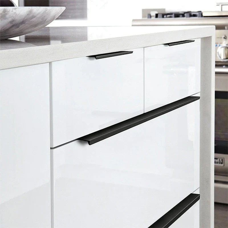 Les Poignées Meubles Cachées Cuisine : L'élégance Invisible pour Sublimer Vos Espaces