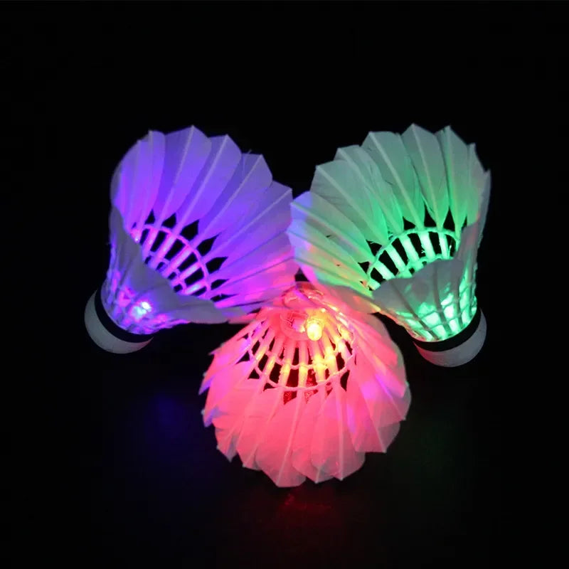 Éclairez Vos Soirées Sportives : L'Innovation des Volants de Badminton Lumineux LED
