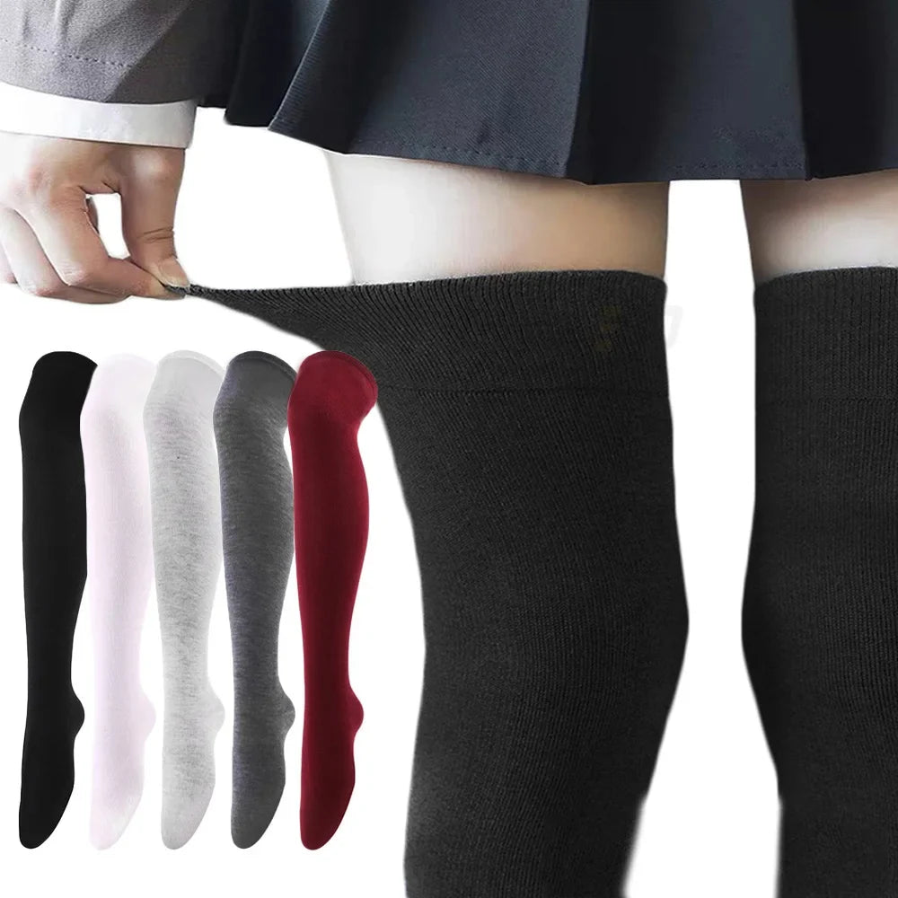 Réinventez Votre Style avec Ces Chaussettes Hautes Élégantes pour Femmes
