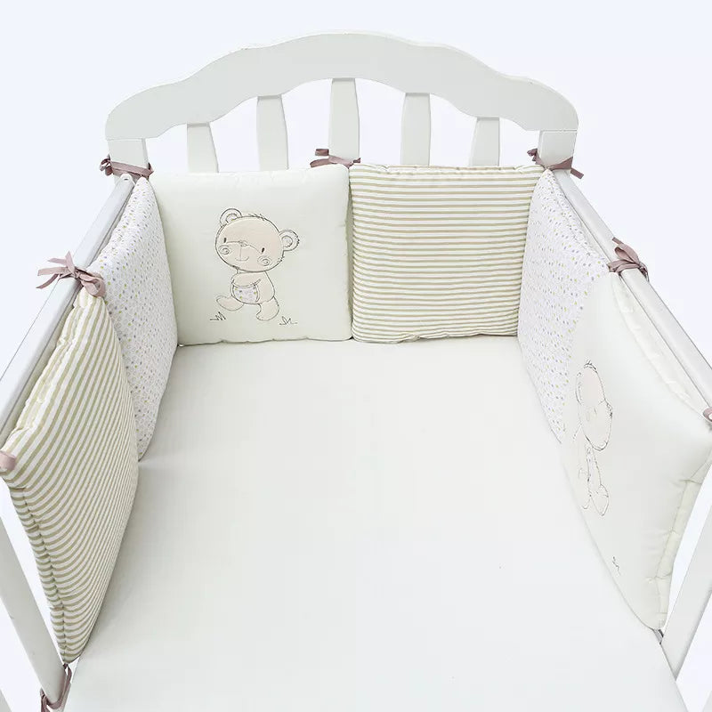 Offrez à Bébé une Protection Confortable et Stylée avec Ces Coussins Pare-Chocs en Coton