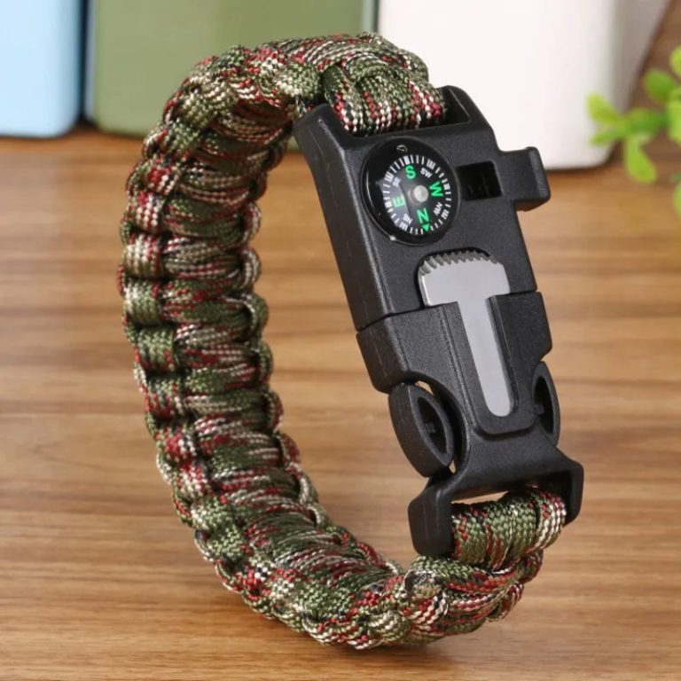 L’Accessoire Ultime pour l’Aventure : Le Bracelet de Survie 3-en-1 qui Change la Donne