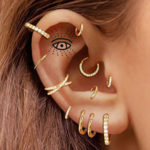 Révélez Votre Style avec Élégance – La Boucle d'Oreille Percée en Acier Inoxydable avec Zircon CZ