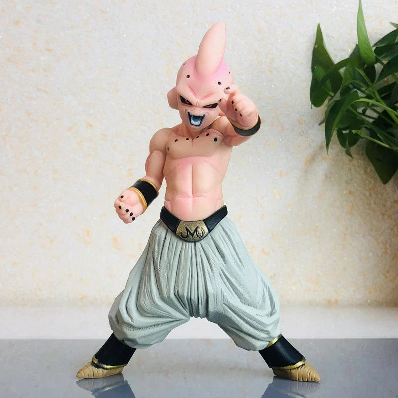 Plongez dans l'univers épique de Dragon Ball avec cette figurine Super Saiyan Buu